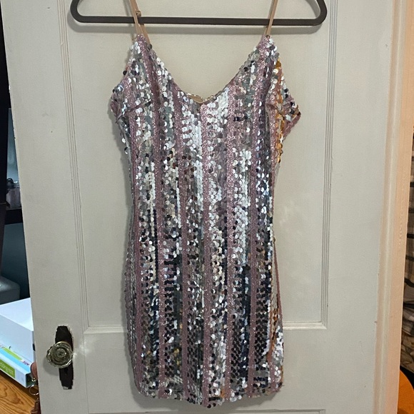 Forever21 sequin dress NWT - Picture 1 of 6